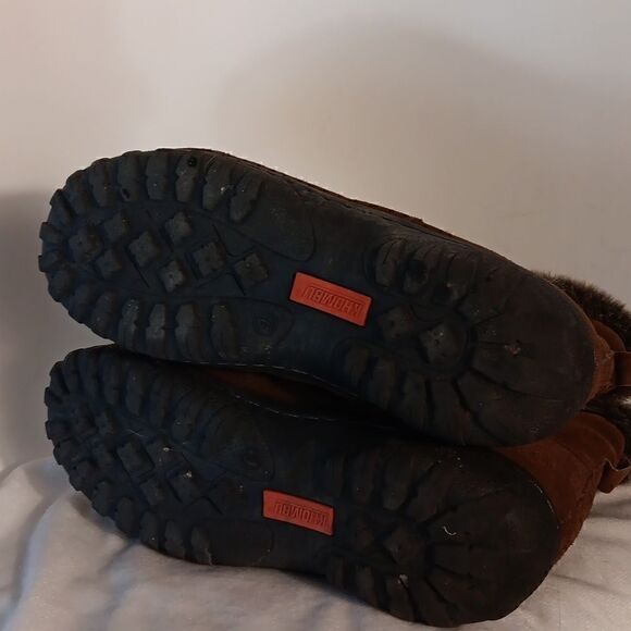 Khombu Brown Suede Faux Fur Lined Boots - Picture 4 of 8